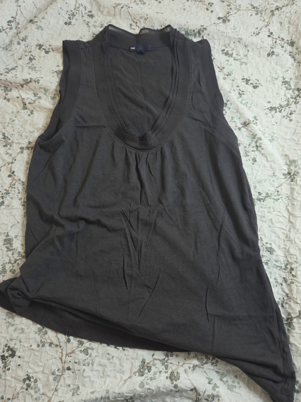 GAP Black Scoop Neck Camisole